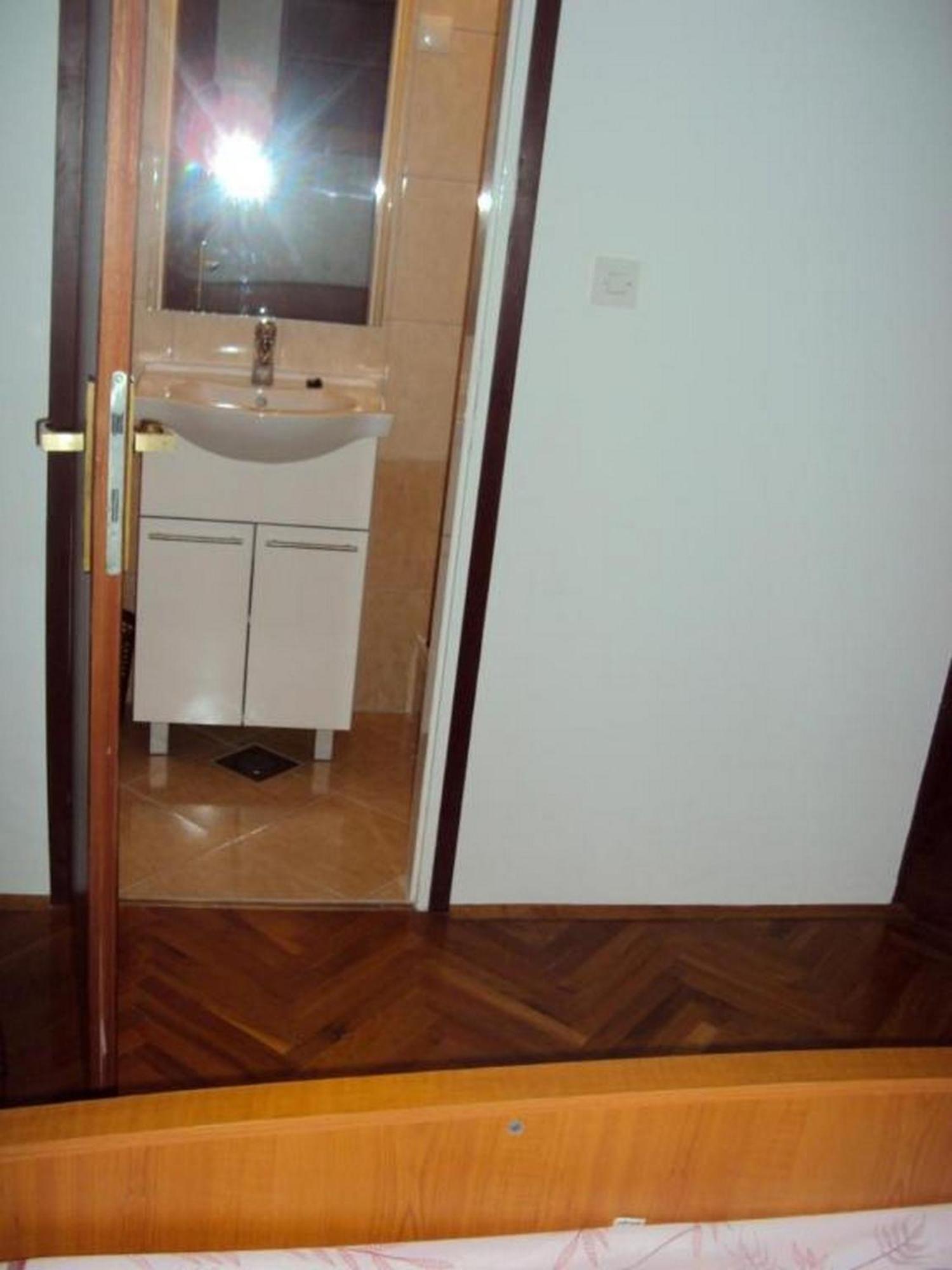 Beg Apartment